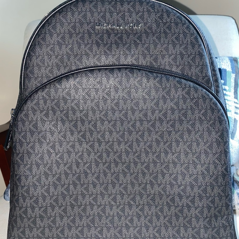 Michael Kors Black Backpack. (Excellent condition with Tags!)